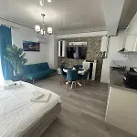 406 B2 Almar Luxury Residence-renting & Free Pool *