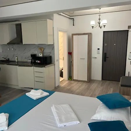 406 B2 Almar Luxury Residence-renting & Free Pool Apartmán *