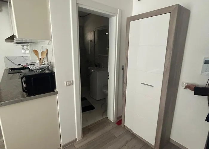 406 B2 Almar Luxury Residence-renting & Free Pool Apartmán