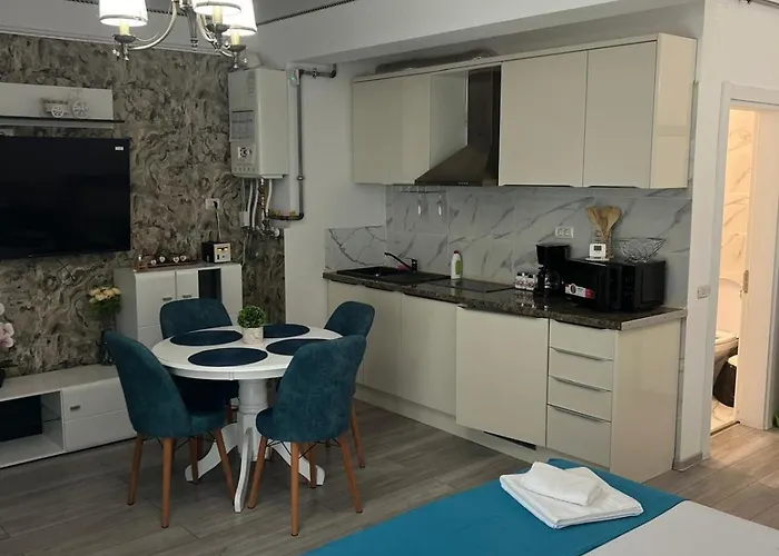 Apartmán 406 B2 Almar Luxury Residence-renting & Free Pool *