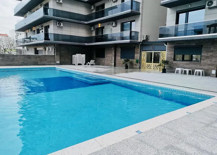 406 B2 Almar Luxury Residence-renting & Free Pool *