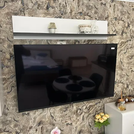Studio 406 B2 Almar Luxury Residence-Renting Apartments & Free Pool Apartment