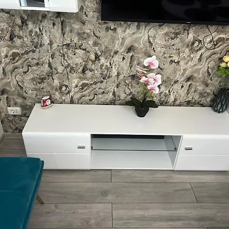 Studio 406 B2 Almar Luxury Residence-Renting Apartments & Free Pool Apartment *